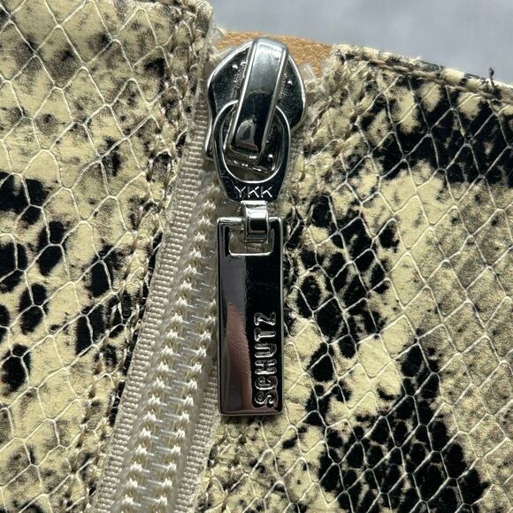 Schutz Beige Bette Bootie Snake Embossed Leather Ankle Boots Size 8B Pointed Toe - Picture 9 of 11